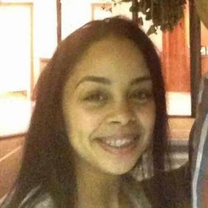 Meet your Posher, Yessenia